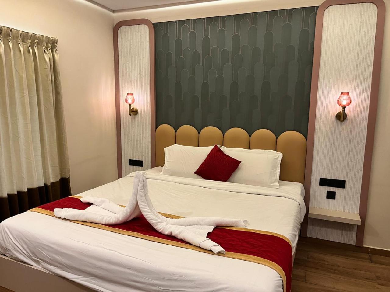Hotel Castle Manor - Auroville Beach Пондичерри Экстерьер фото